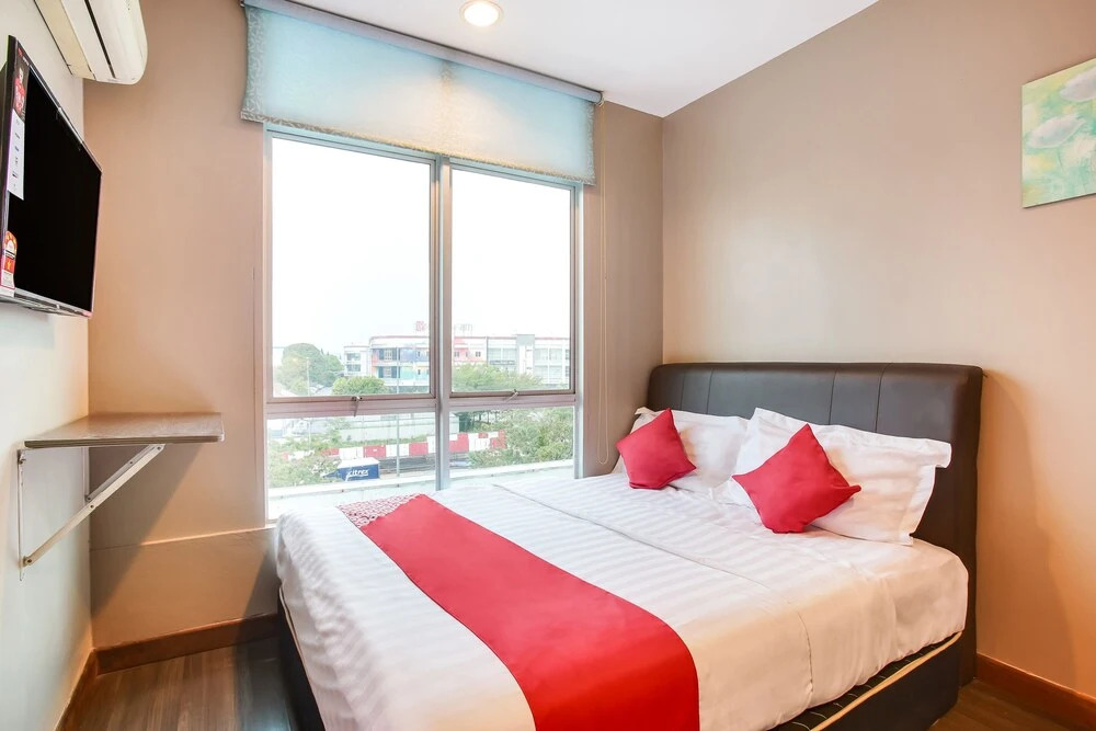 Hotel Taj Inn by OYO Rooms