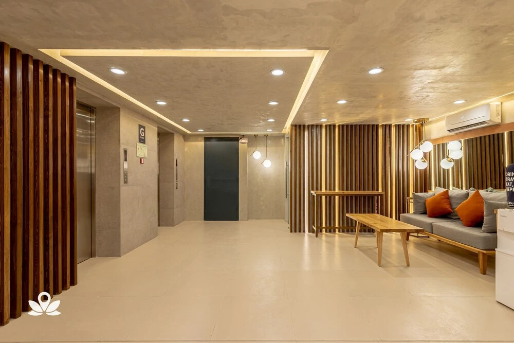 iHotel Uptown BGC