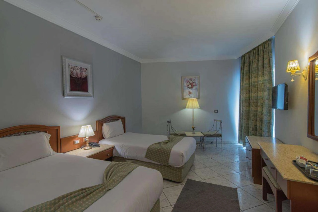 Roma Hotel