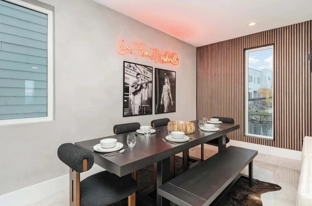 Elevator With Rooftop Hot Tub Pet-friendly Yard