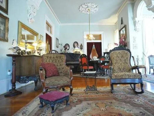 HH Whitney House - A Bed & Breakfast on the Historic Esplanade
