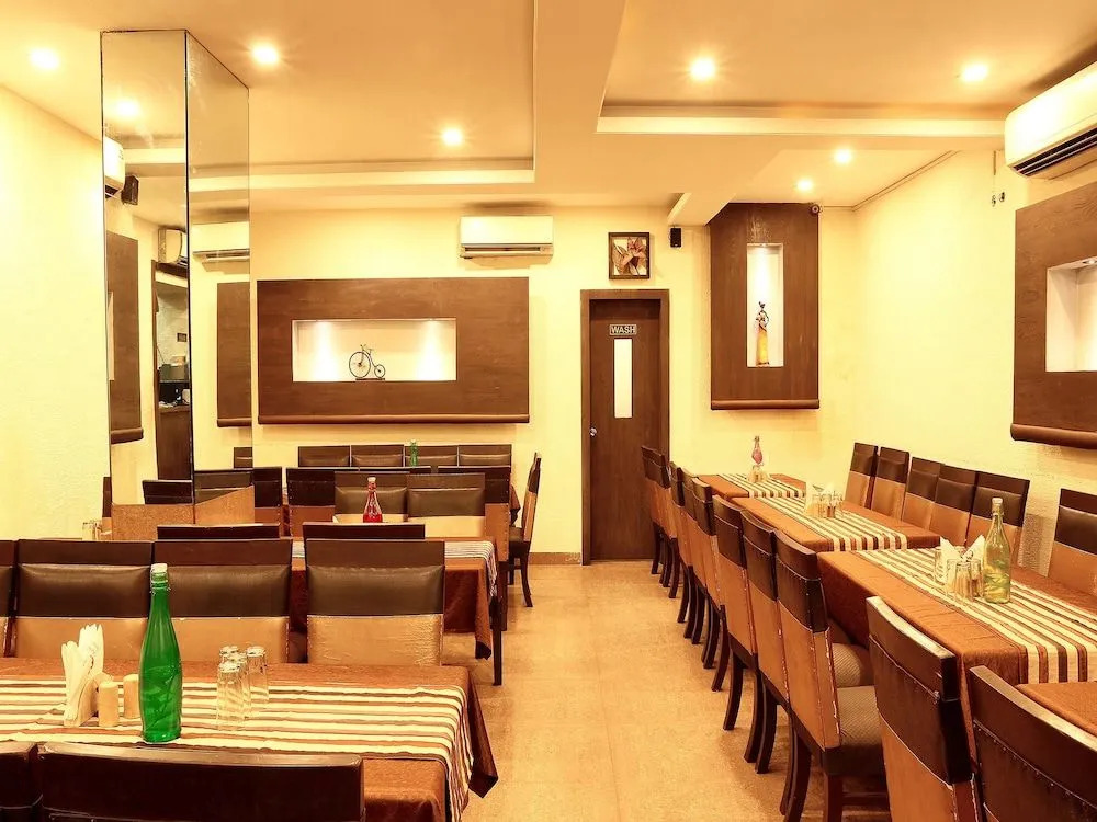 OYO 2625 Hotel Swagath