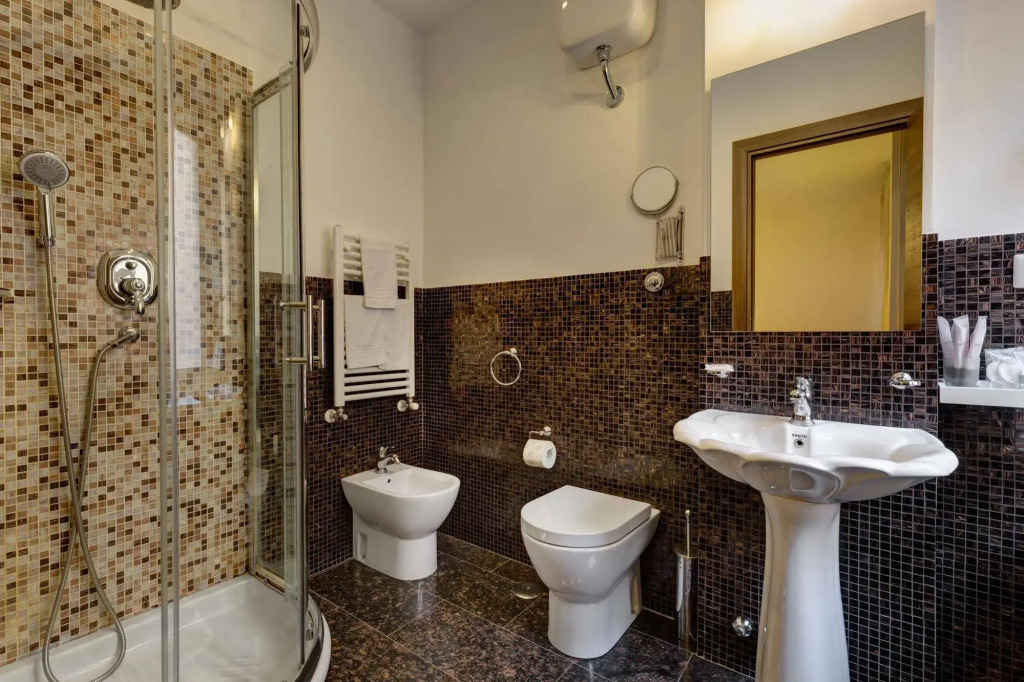 Little Rhome Suites