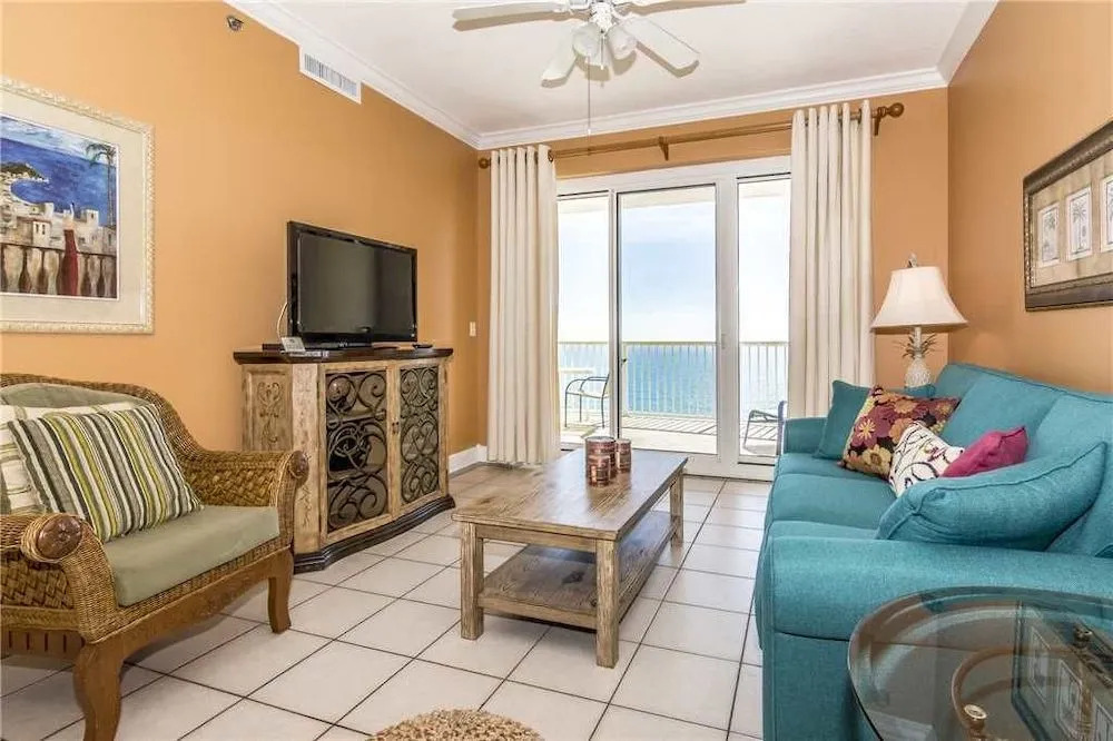 Island Royale 105P - 2 Br condo by RedAwning