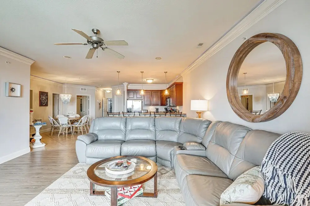 Furnished Porch, Resort Pools! Lands End Condo