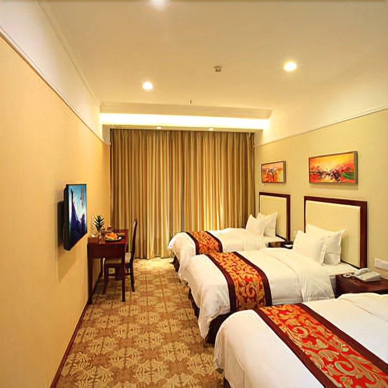 Zhahai Crowne Holiday Hotel