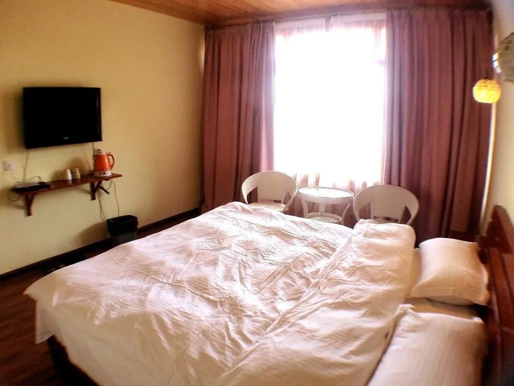 The First Moment Inn