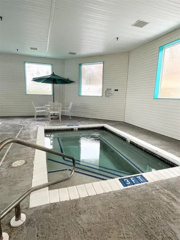 Super 8 Motel - Petoskey