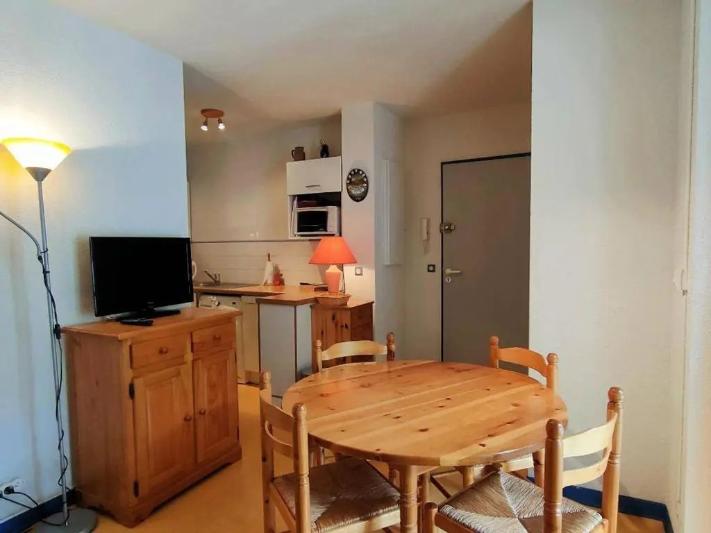 Appartement Cauterets, 2 pièces, 4 personnes - FR-1-234-148
