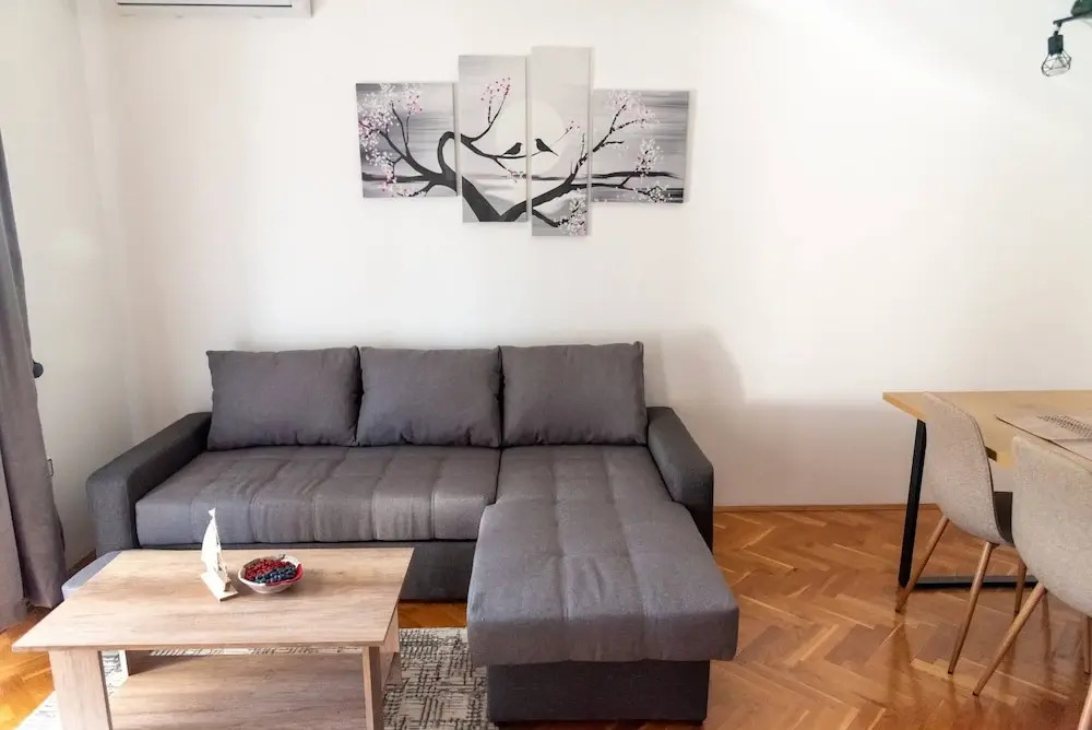 Kastel Gomilica Cozy and Stylish Apartments near the Sea