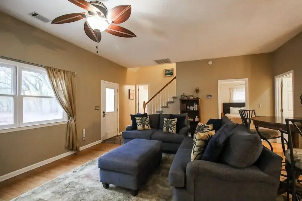 Quiet Coastal Home Savannah Ft Stewart GA