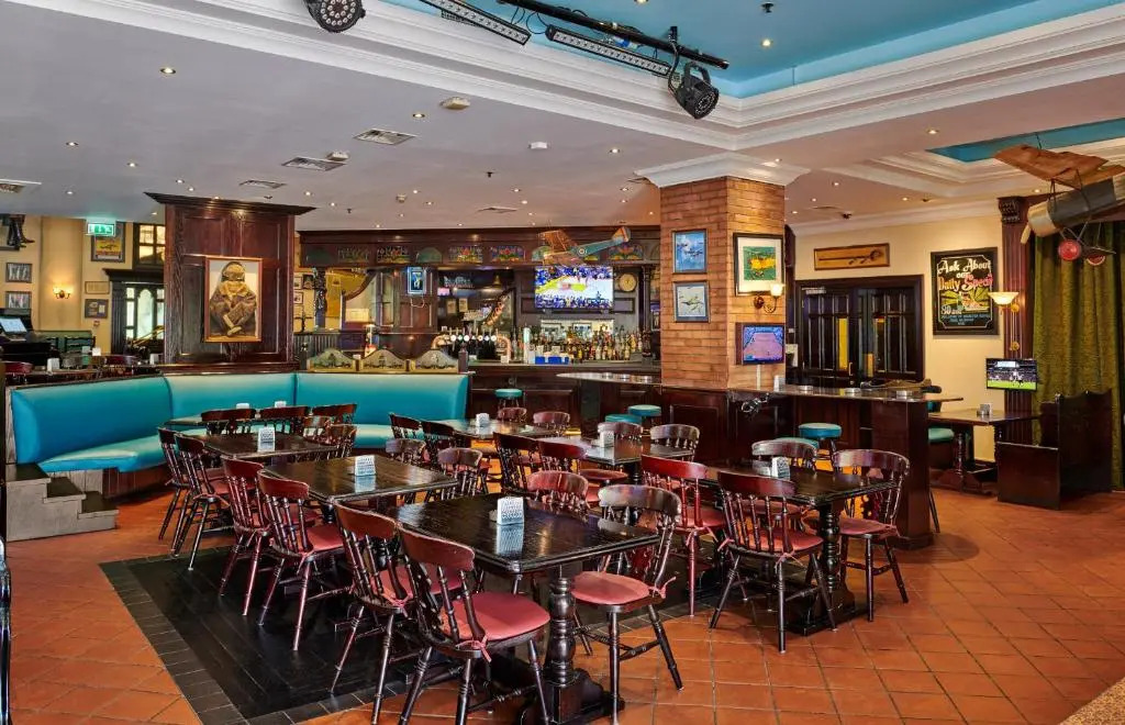 Copthorne Airport Hotel