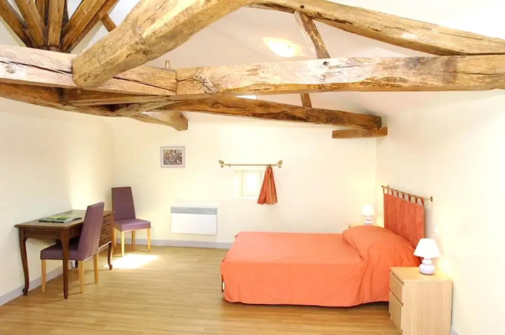 House With 4 Bedrooms in Saint-vincent-la-châtre, With Pool Access, Fu