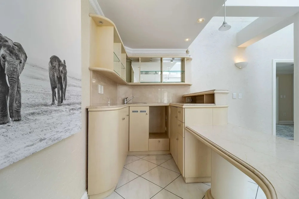 3 Bedroom Apartment - Beach Club