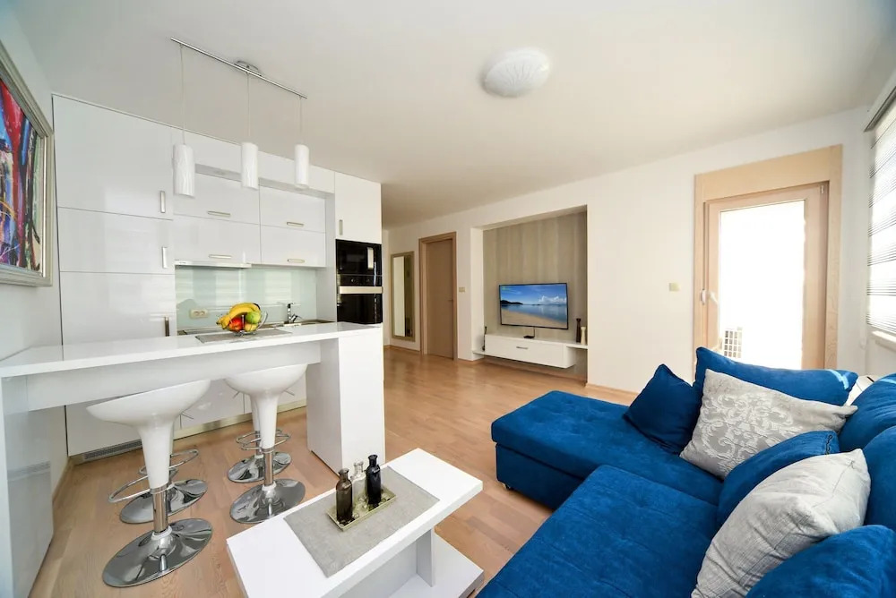 Lux Beach Apartment