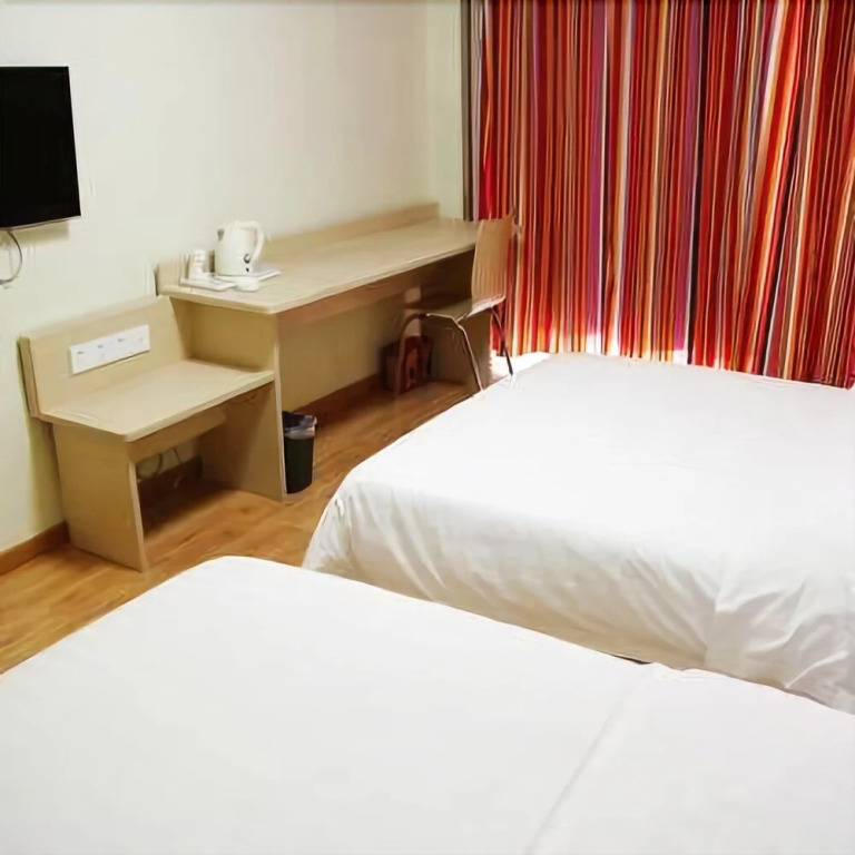 7 Days Inn