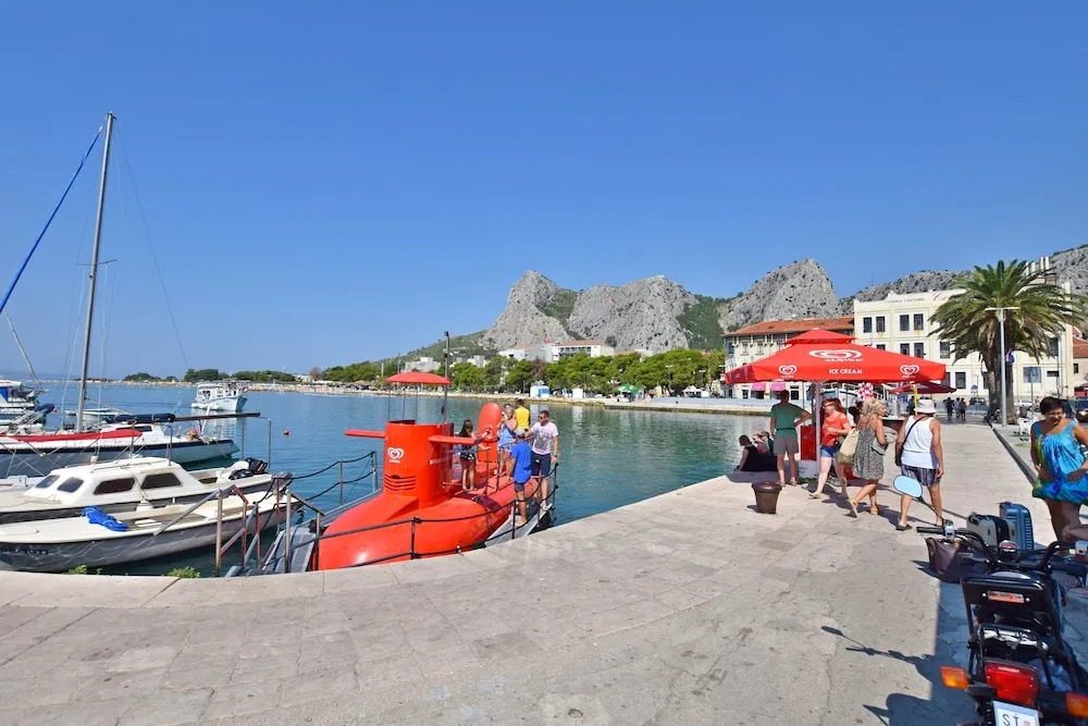 Apartments Roza