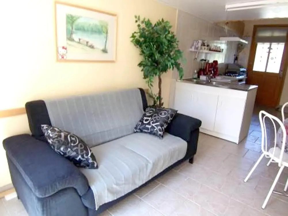 House With 2 Bedrooms in Lapeyrouse, With Wonderful Lake View, Enclose