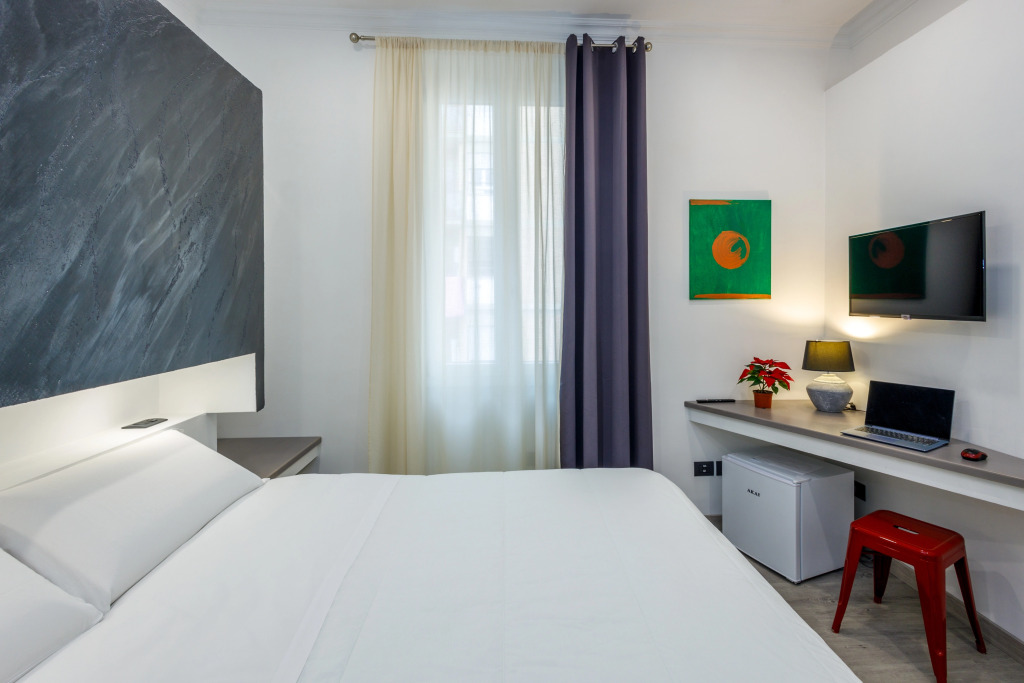 Crossroad Hotel