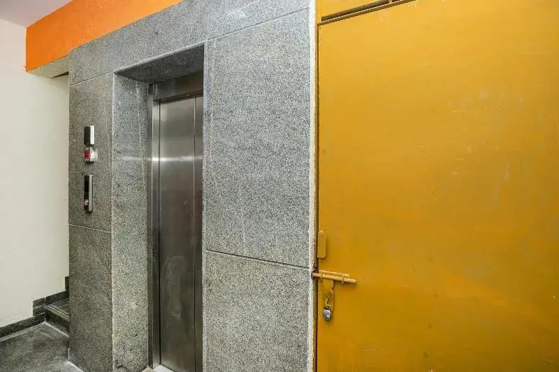 Sri Sai Guest House By OYO Rooms