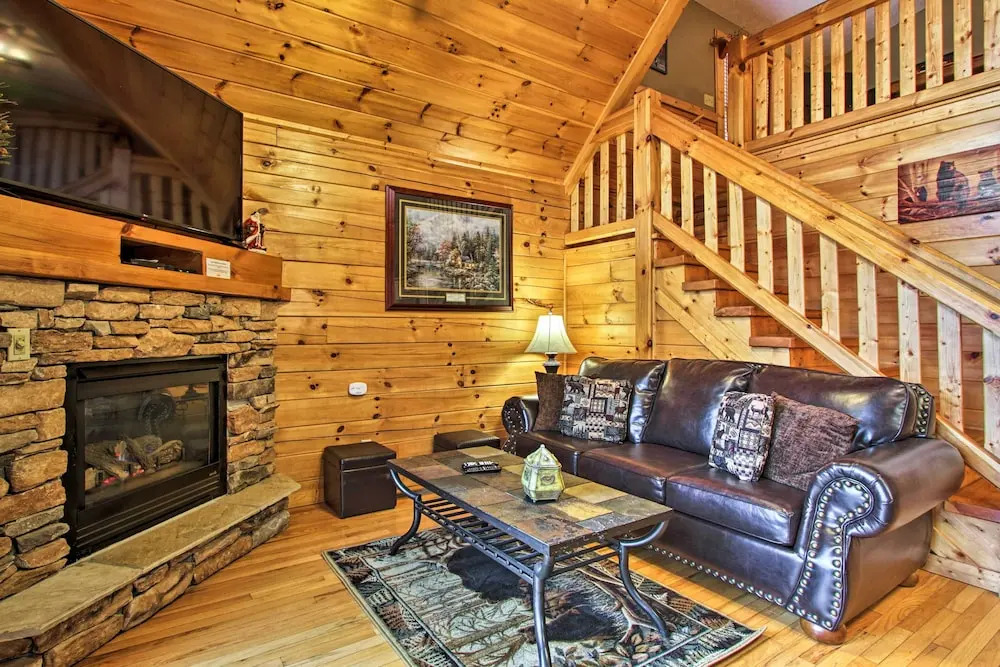 Game Room & Hot Tub! Black Bear Falls Resort Cabin