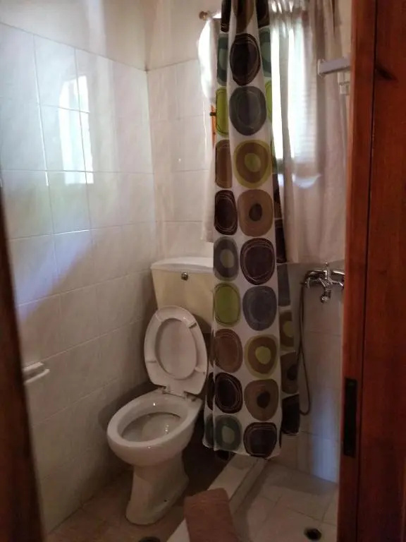 Elatos Rooms