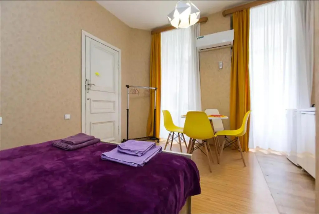 Pop Art Studio Apartment