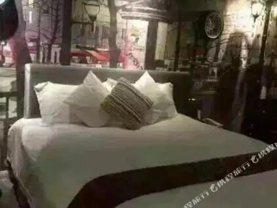 Ruijing Siji Art Hotel