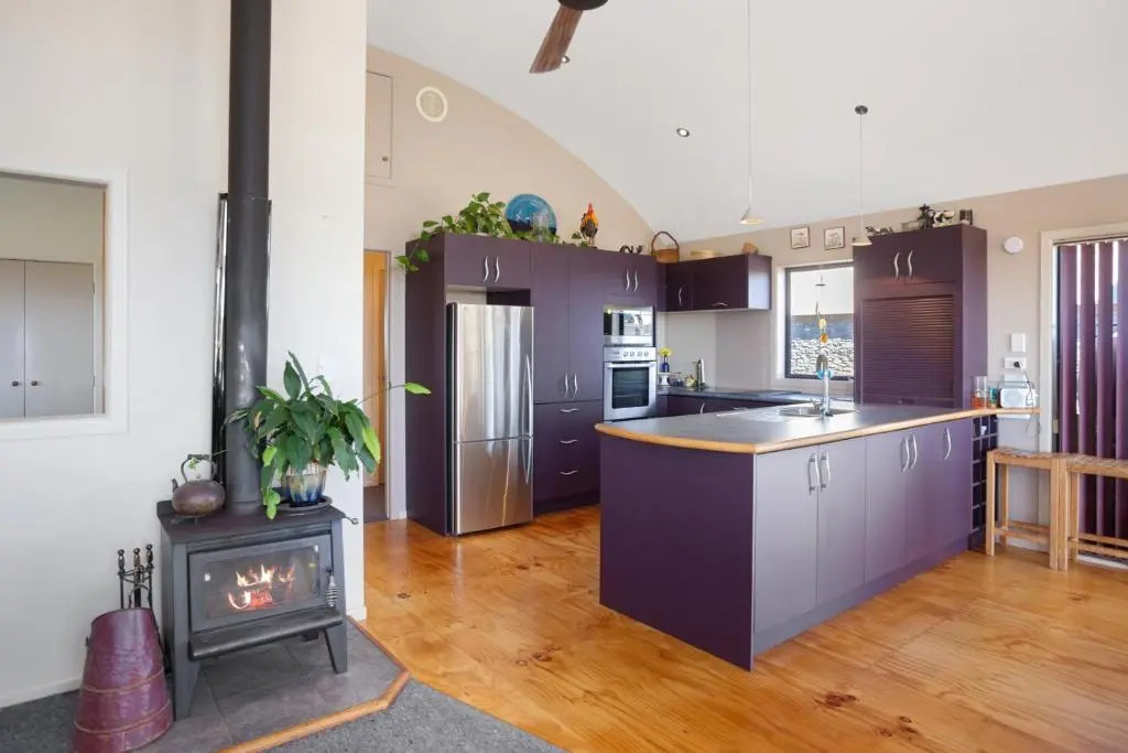 Tuhua Views - Waihi Beach Holiday Home
