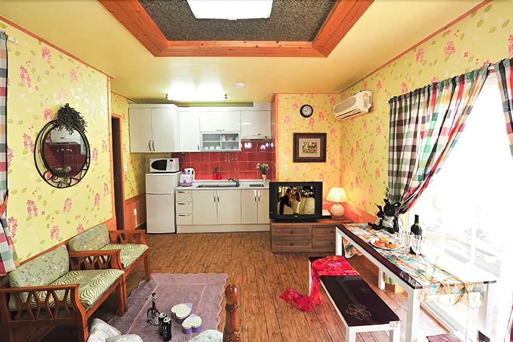 Yeosu Gasari Goknim Pension