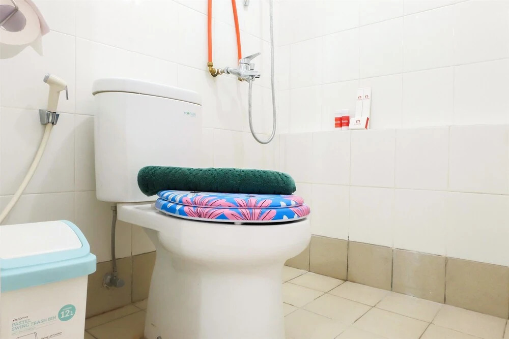 Spacious & Clean Bassura Apartment