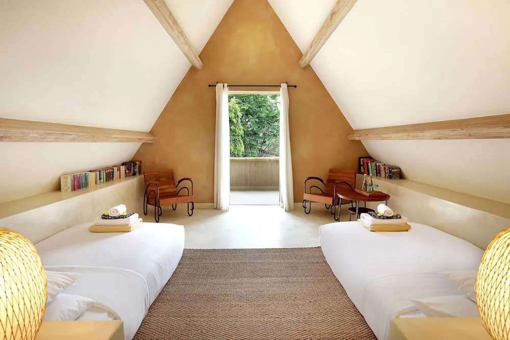 Black Villas Canggu Beach by OXO
