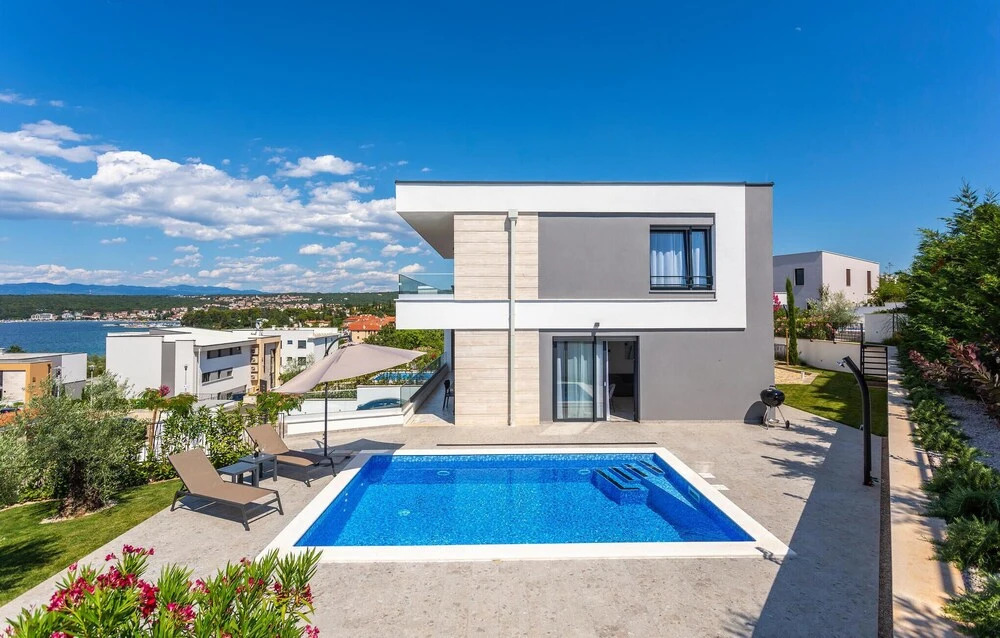 Awesome Apartment in Malinska With Outdoor Swimming Pool, Wifi and 2 Bedrooms