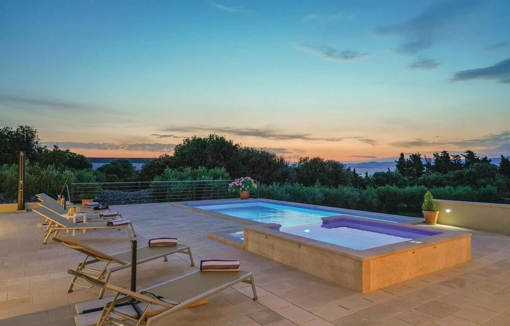 Luxurious Home In Supetar