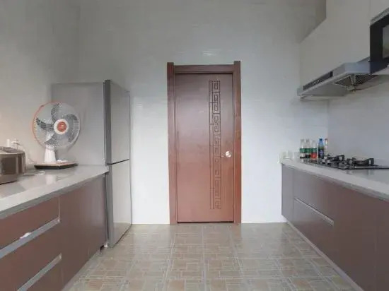 372 Jingjings Home Inn