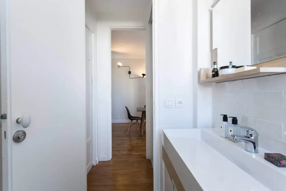 Designer Apartment - Eiffel Tower View!