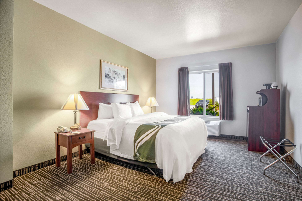 Quality Inn Parsons North
