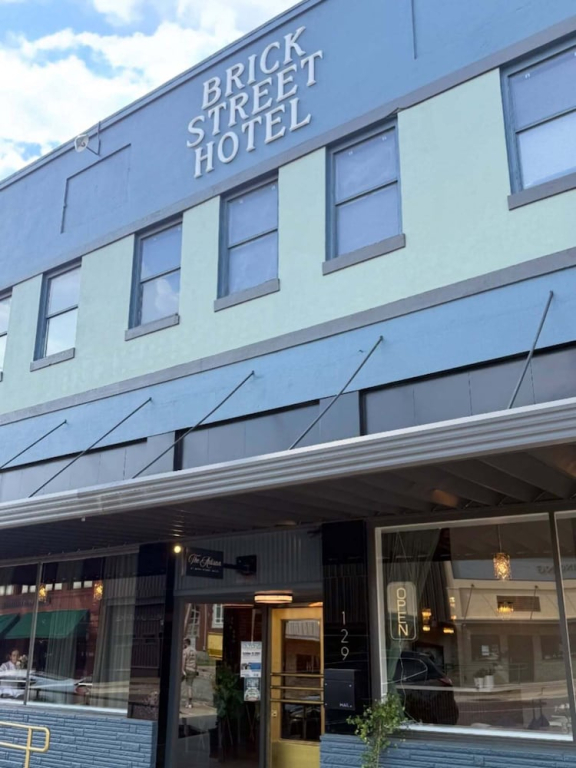Brick Street Hotel