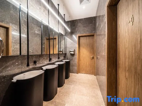 Weide Hotel(Nantong Harmony City)