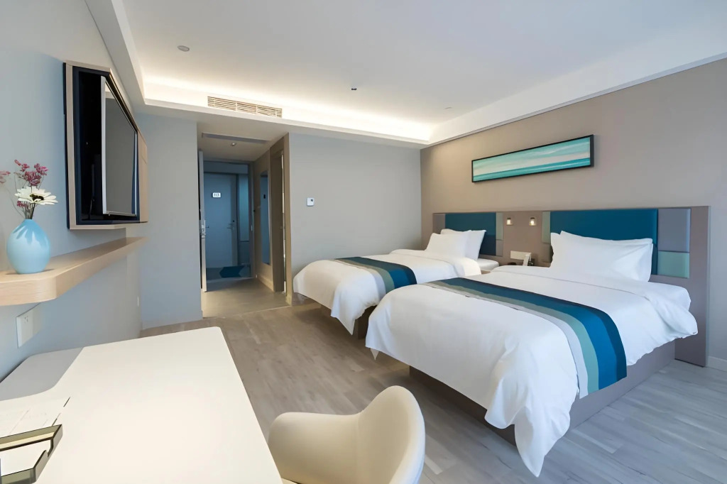 Homeinn Selected Hotel (Wuxi Anzhen East Railway Station RT-Mart)