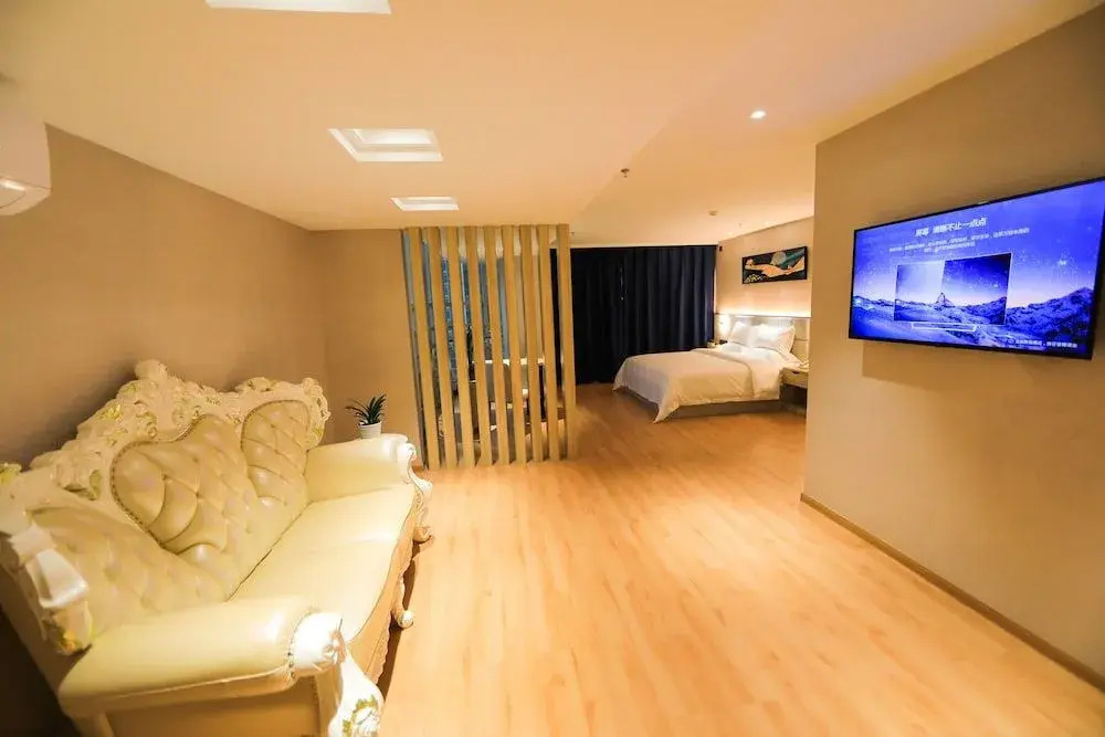 Kailly Hotel
