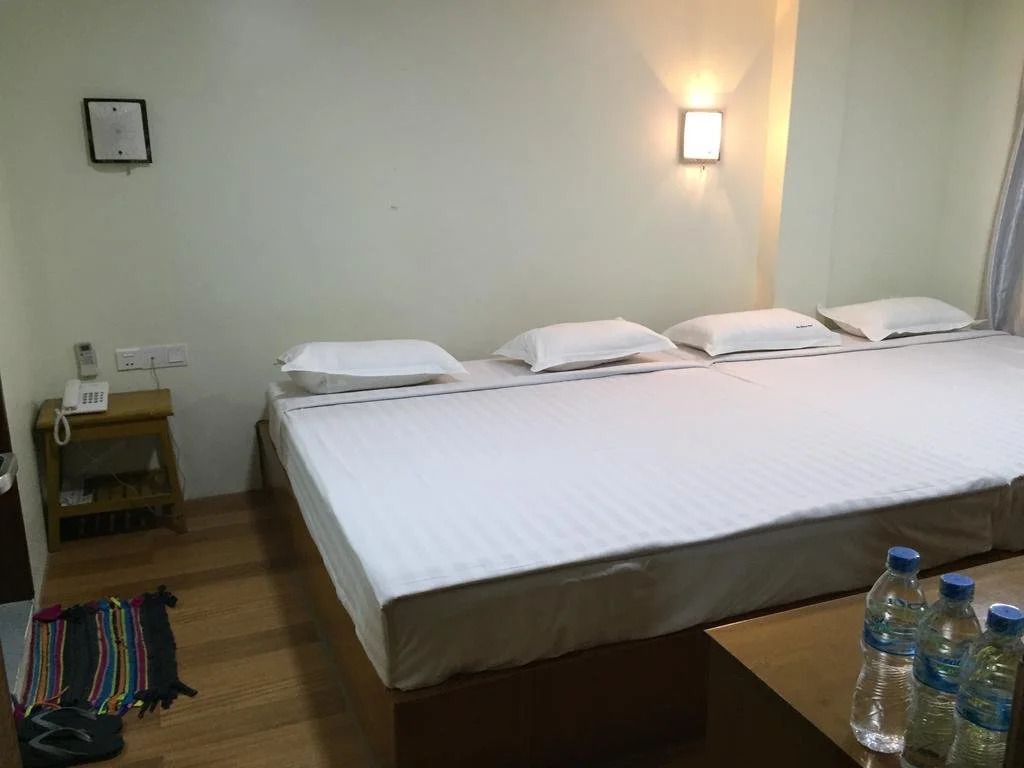 Htun Yadanar Motel