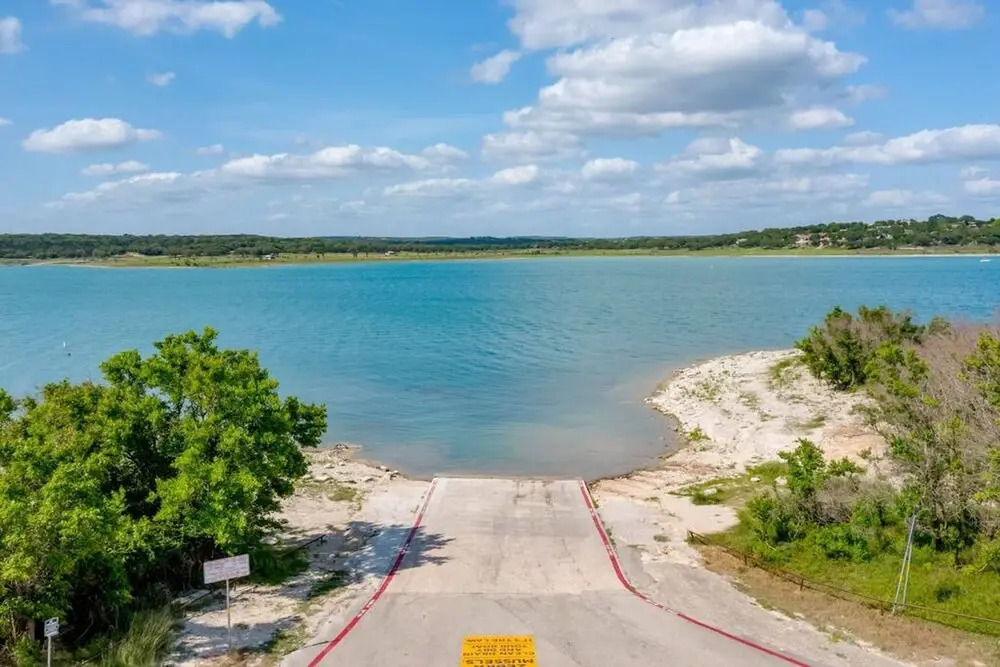 4 3 two King Beds Perfect Sunset Lake Views Pickleball Fire pit Lvl2 EV POA Pool