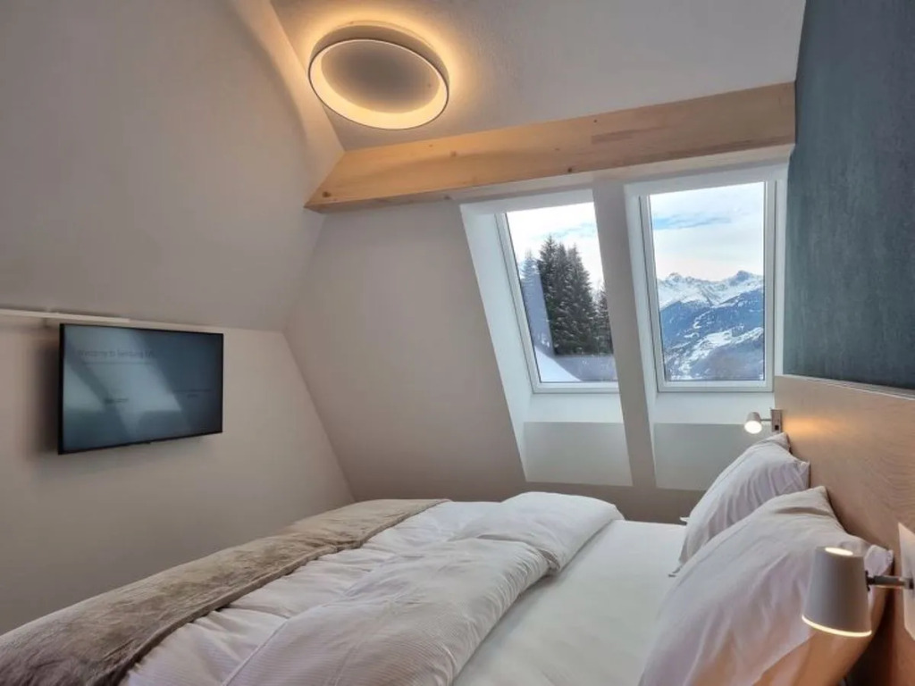Apartment Top 6 See