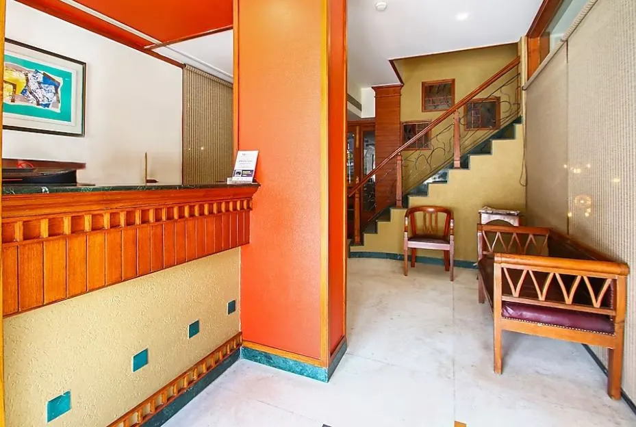 FabHotel Sheronz Piccadily Chowk