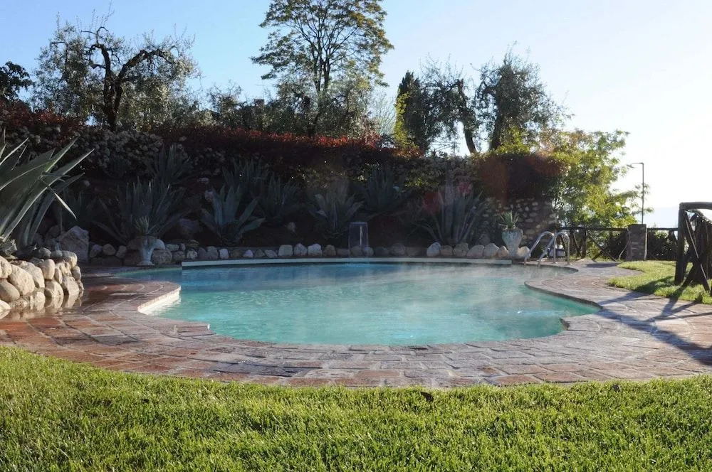 Agriturismo Cascina Crocelle - Lake View and Heated Pool