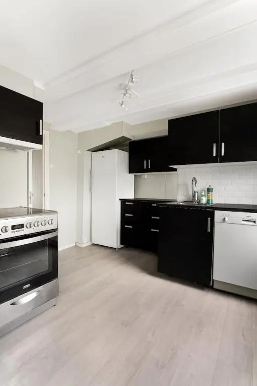 Amazing, central house with big private balcony