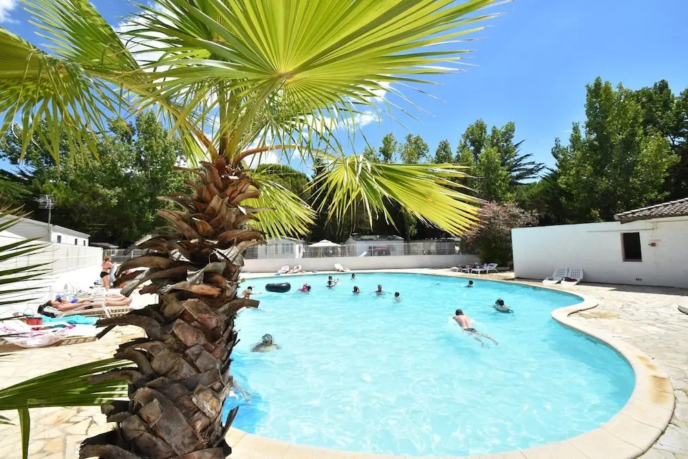 Maïana Resort