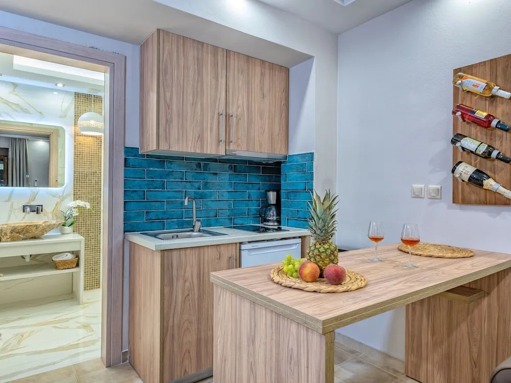 Luxurious Villa With Private Beach in Psarou Greece