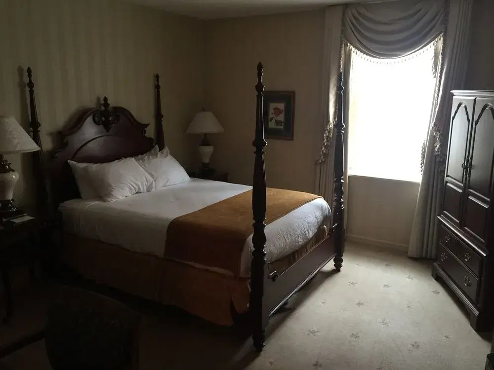 Hotel Winneshiek